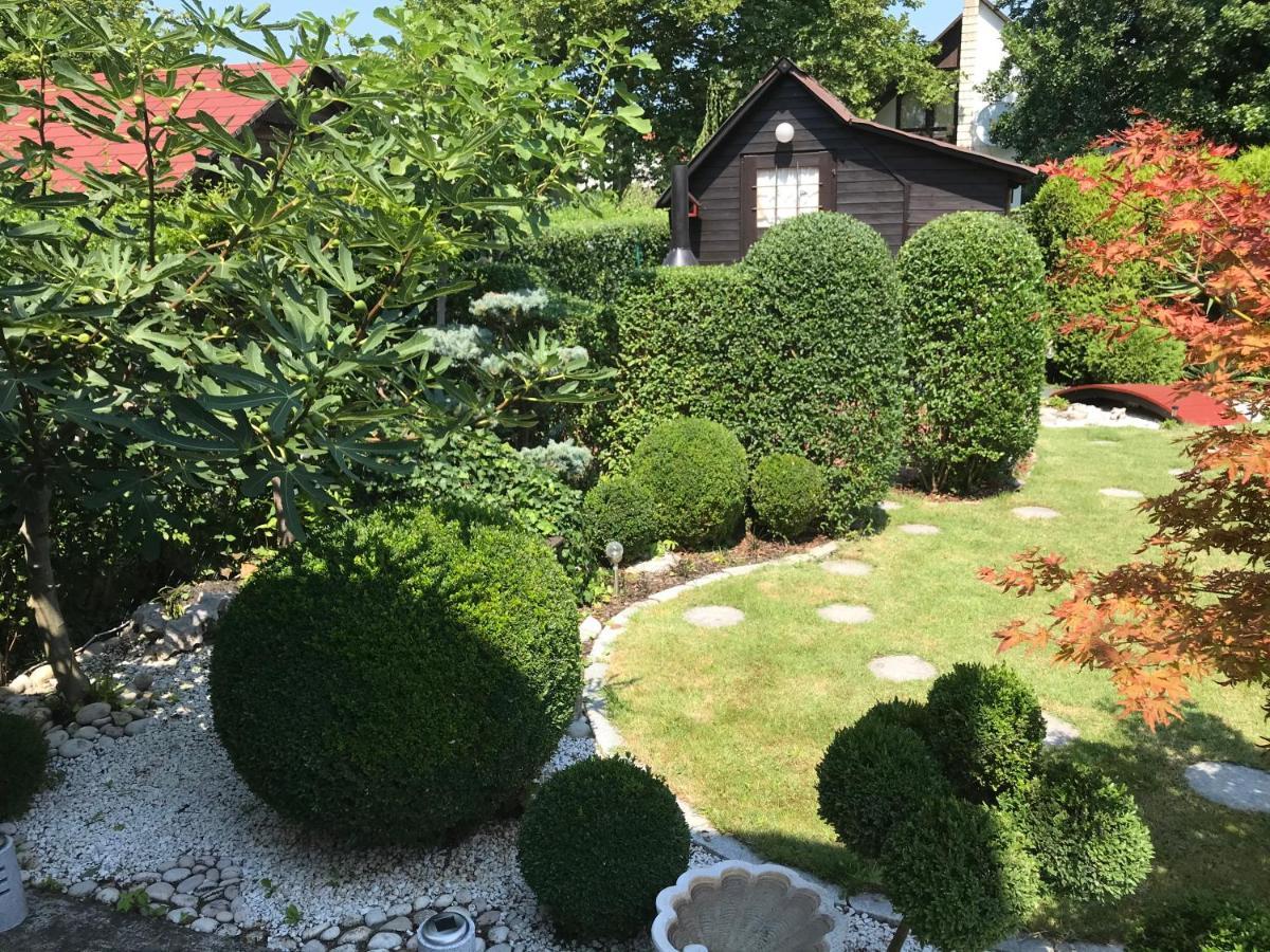 Nyaralo Japankerttel - Apartment With Japanese Garden Balatonmáriafürdő Екстериор снимка