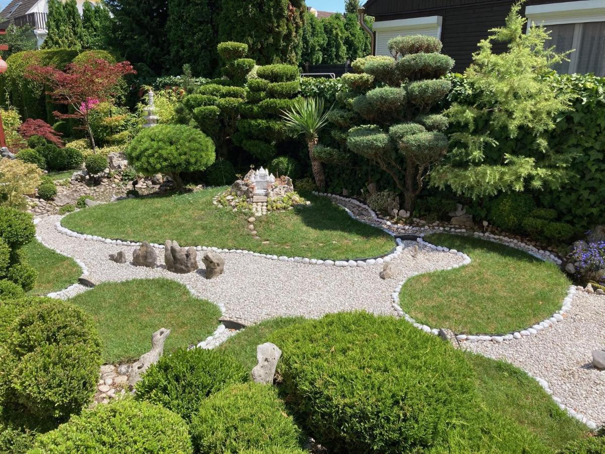 Nyaralo Japankerttel - Apartment With Japanese Garden Balatonmáriafürdő Екстериор снимка